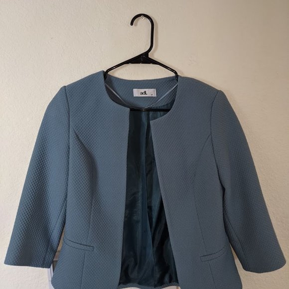 Cropped suit jacket - Picture 2 of 5